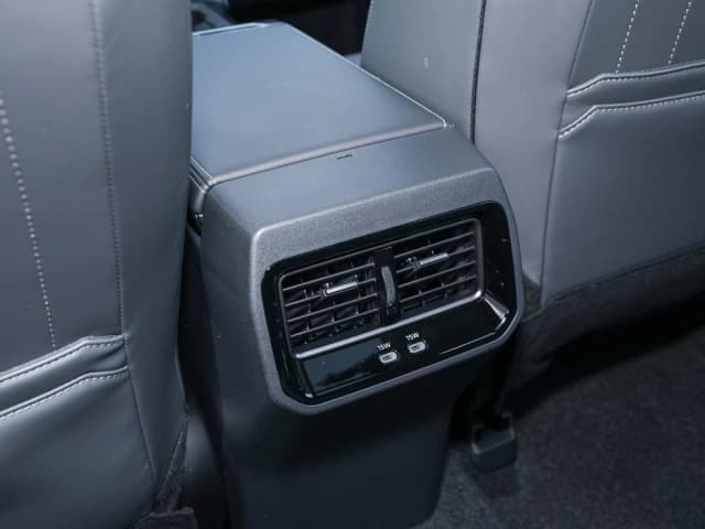 2026 Toyota Rav4 Luxury Edition 2.5L 4 Cyl Hybird AWD - Beyond Autos - www.beyondautos.com