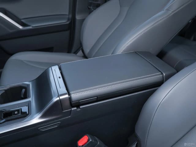2026 Toyota Rav4 Luxury Edition 2.5L 4 Cyl Hybird AWD - Beyond Autos - www.beyondautos.com