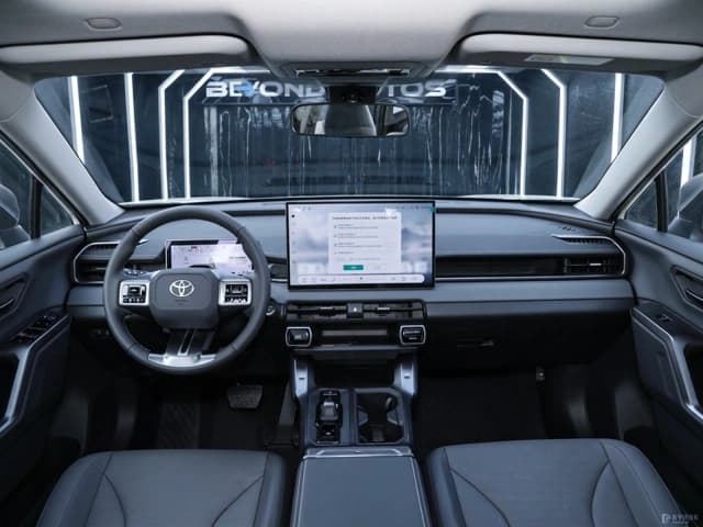2026 Toyota Rav4 Luxury Edition 2.5L 4 Cyl Hybird AWD - Beyond Autos - www.beyondautos.com
