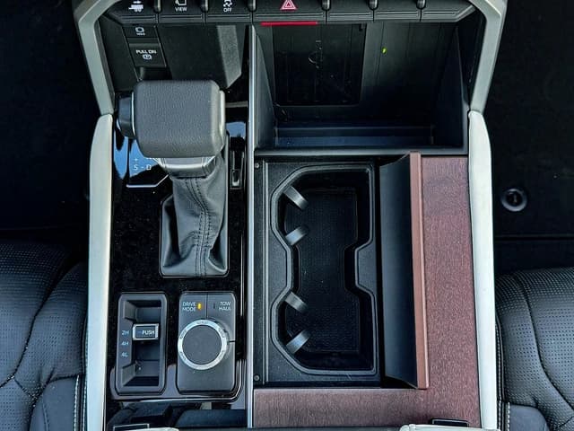 2026 Toyota Sequoia Capstone 3.4L Twin-Turbo 6 Cyl Hybrid 4WD AT - Beyond Autos - www.beyondautos.com