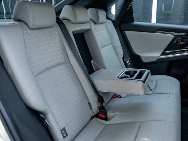 2026 Toyota bZ4X AIR Edition 150 kW 204Ps EV FWD AT - Beyond Autos - www.beyondautos.com