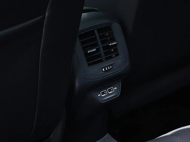 2026 VW T-Roc 300TSI 1.5L Turbo 4 Cyl Petrol FWD - Beyond Autos - www.beyondautos.com