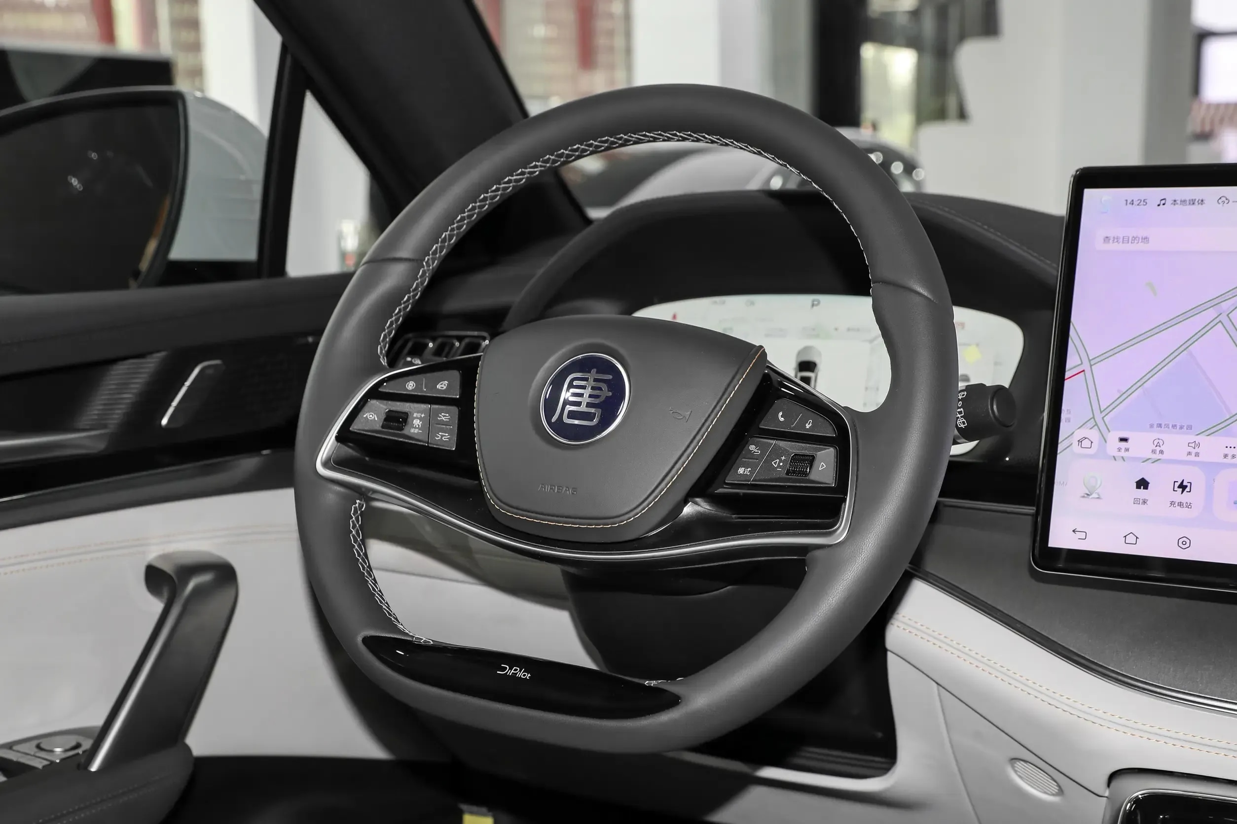 2026 BYD Tang Electric Vehicle 517 horsepower - Beyond Autos - www.beyondautos.com