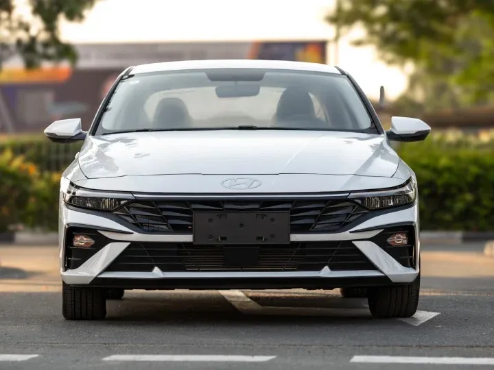 2026 Hyundai Elantra 1.5L GLX Elite White Inside Black - Beyond Autos - www.beyondautos.com