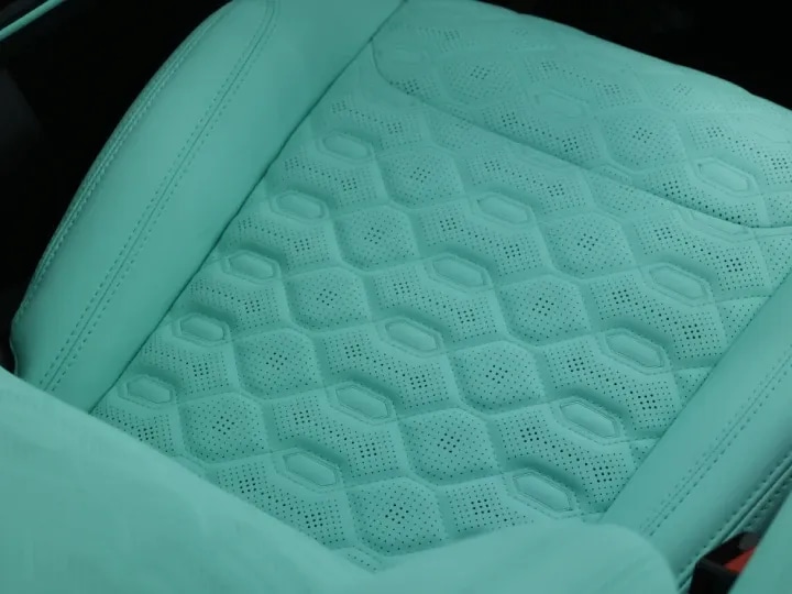 2026 Jetour T2 C-DM 1.5L Turbo Black Interior Tiffany Blue- Beyond Autos - www.beyondautos.com