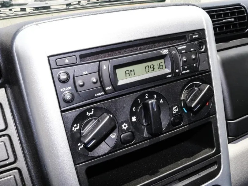 2026 Mitsubishi Fuso Canter Single Cab Chassis4.2L V6 Diesel - Beyond Autos - www.beyondautos.com