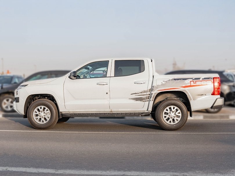 2026 Mitsubishi L200 Triton GL 2.4L L4 Turbo Diesel - Beyond Autos - www.beyondautos.com