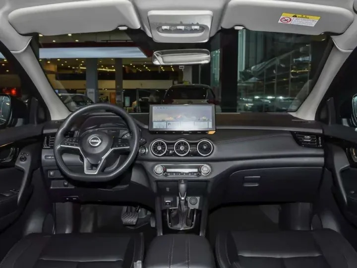 2026 Nissan Qashqai 2.0L Honor White Inside Gray - Beyond Autos - www.beyondautos.com