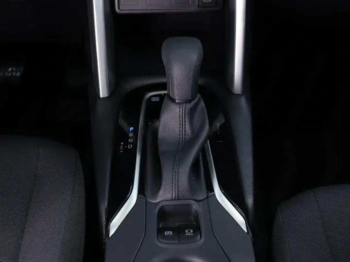 2026 Toyota Corolla Cross 2.0L HEV White Inside Black - Beyond Autos - www.beyondautos.com