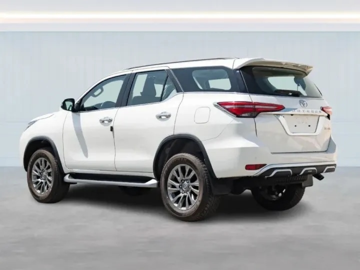 2026 Toyota Fortuner VXR SR5 V6 4.0L White Inside Orange - Beyond Autos - www.beyondautos.com