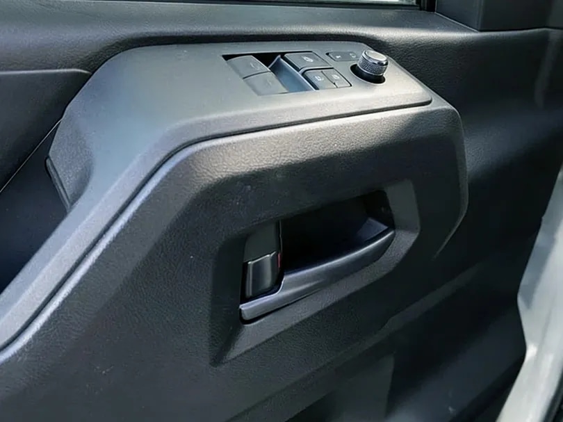 2026-Toyota-Hiace-2.8L 4 Cyl Diesel RWD MT - Beyond Autos - www.beyondautos.com