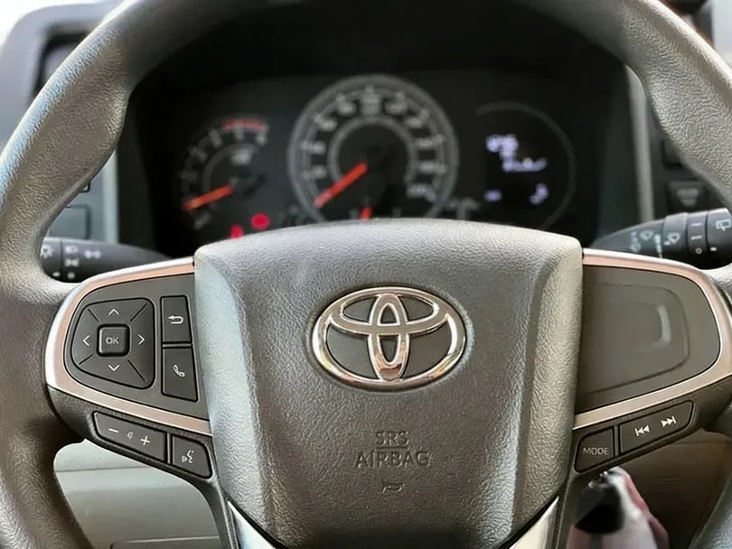2026-Toyota-Hiace-2.8L 4 Cyl Diesel RWD MT - Beyond Autos - www.beyondautos.com