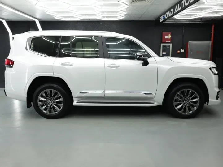 2026 Toyota Land Cruiser LC300 VXR V6 3.3L Diesel Twin Turbo - For Export - Beyond Autos - www.beyondautos.com