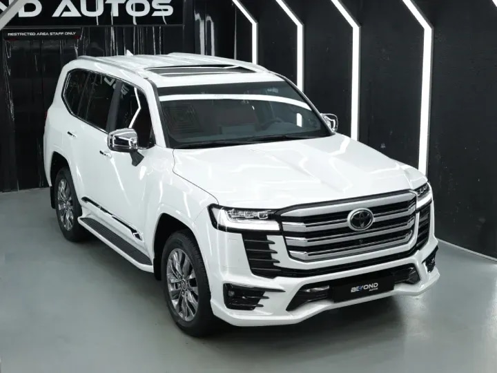 2026 Toyota Land Cruiser LC300 VXR V6 3.3L Diesel Twin Turbo - For Export - Beyond Autos - www.beyondautos.com
