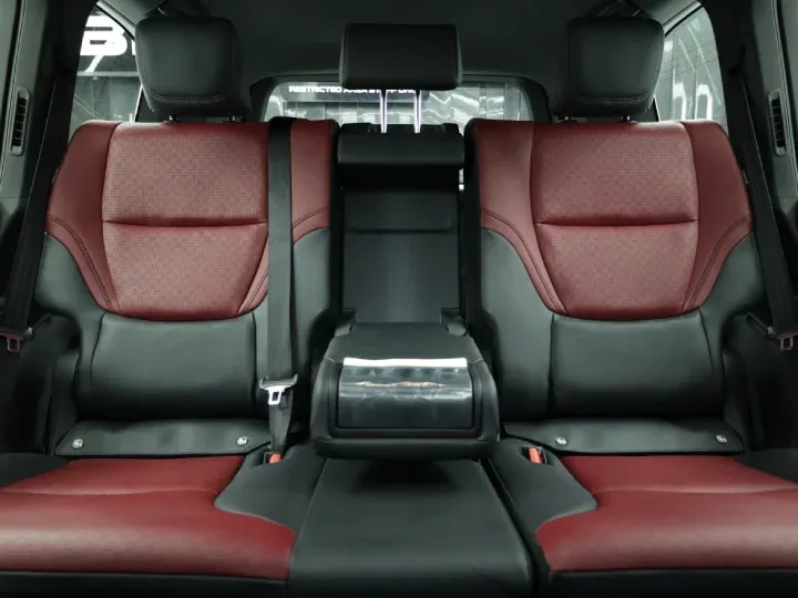 2026 Toyota Land Cruiser LC300 VXR V6 3.3L Diesel Twin Turbo - For Export - Beyond Autos - www.beyondautos.com
