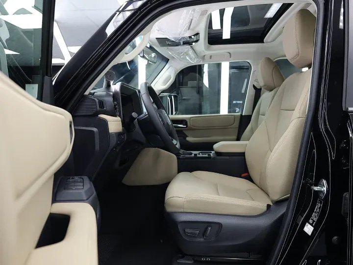 2026 Toyota Land Cruiser Prado J250 2.8L Turbo Black Inside Beige - Beyond Autos - www.beyondautos.com