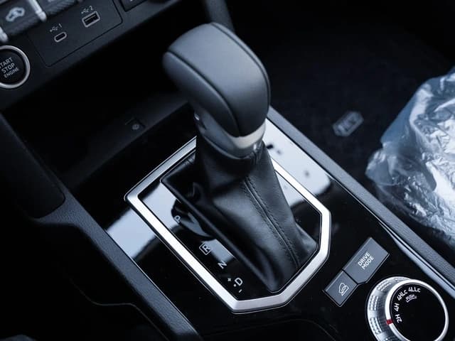2027 Mitsubishi L200 Triton Sportero 2.4L Turbo 4 cyl Diesel 4WD AT - Beyond Autos - www.beyondautos.com