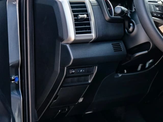 2027 Mitsubishi L200 Triton Sportero 2.4L Turbo 4 cyl Diesel 4WD AT - Beyond Autos - www.beyondautos.com