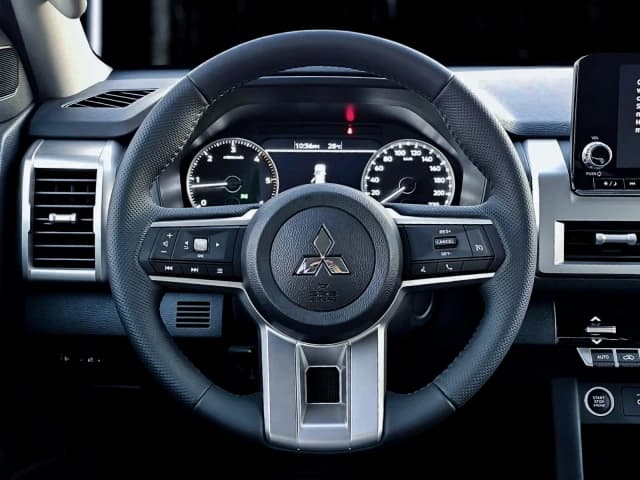 2027 Mitsubishi L200 Triton Sportero 2.4L Turbo 4 cyl Diesel 4WD AT - Beyond Autos - www.beyondautos.com