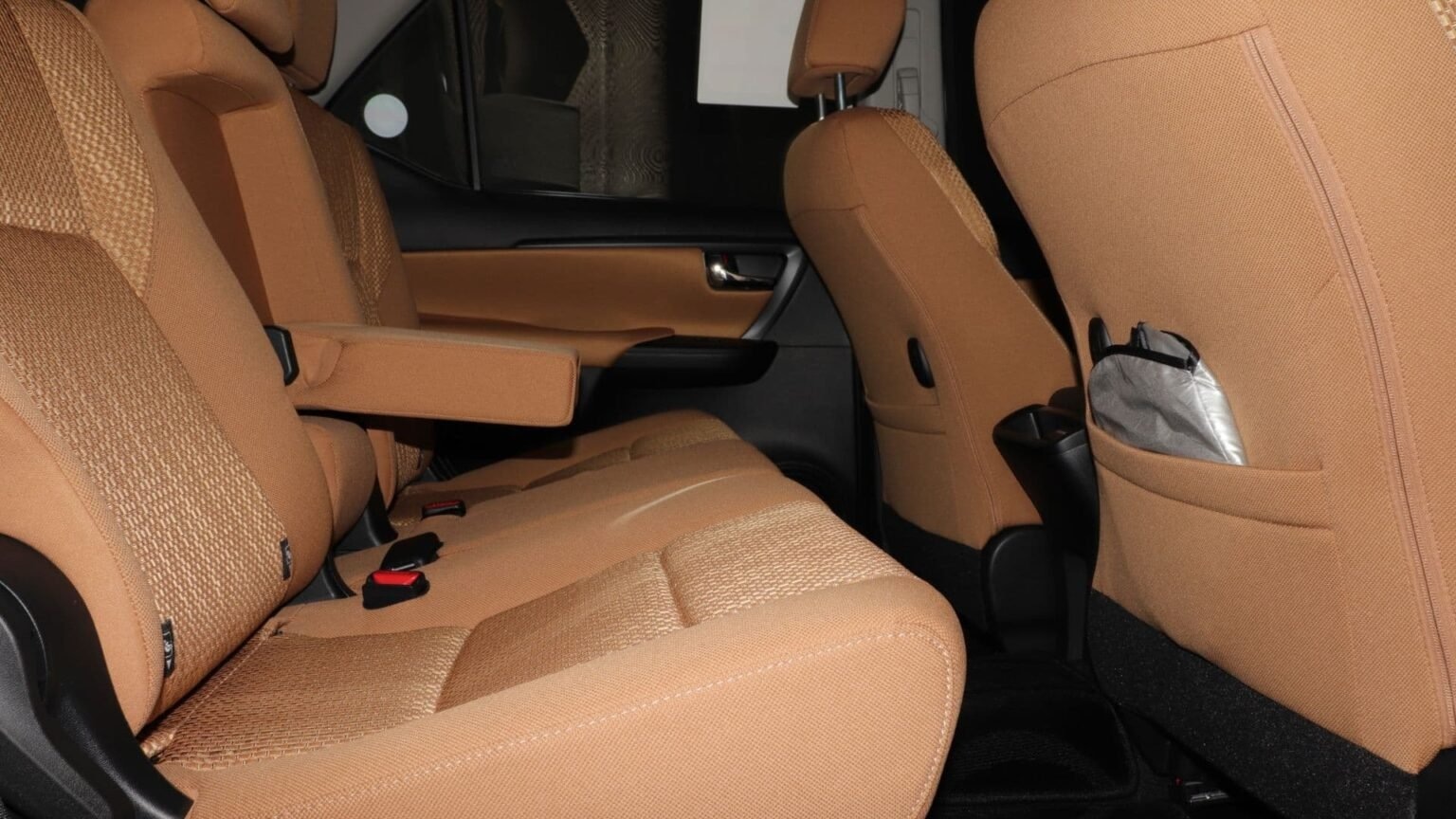 Toyota fortuner Exr