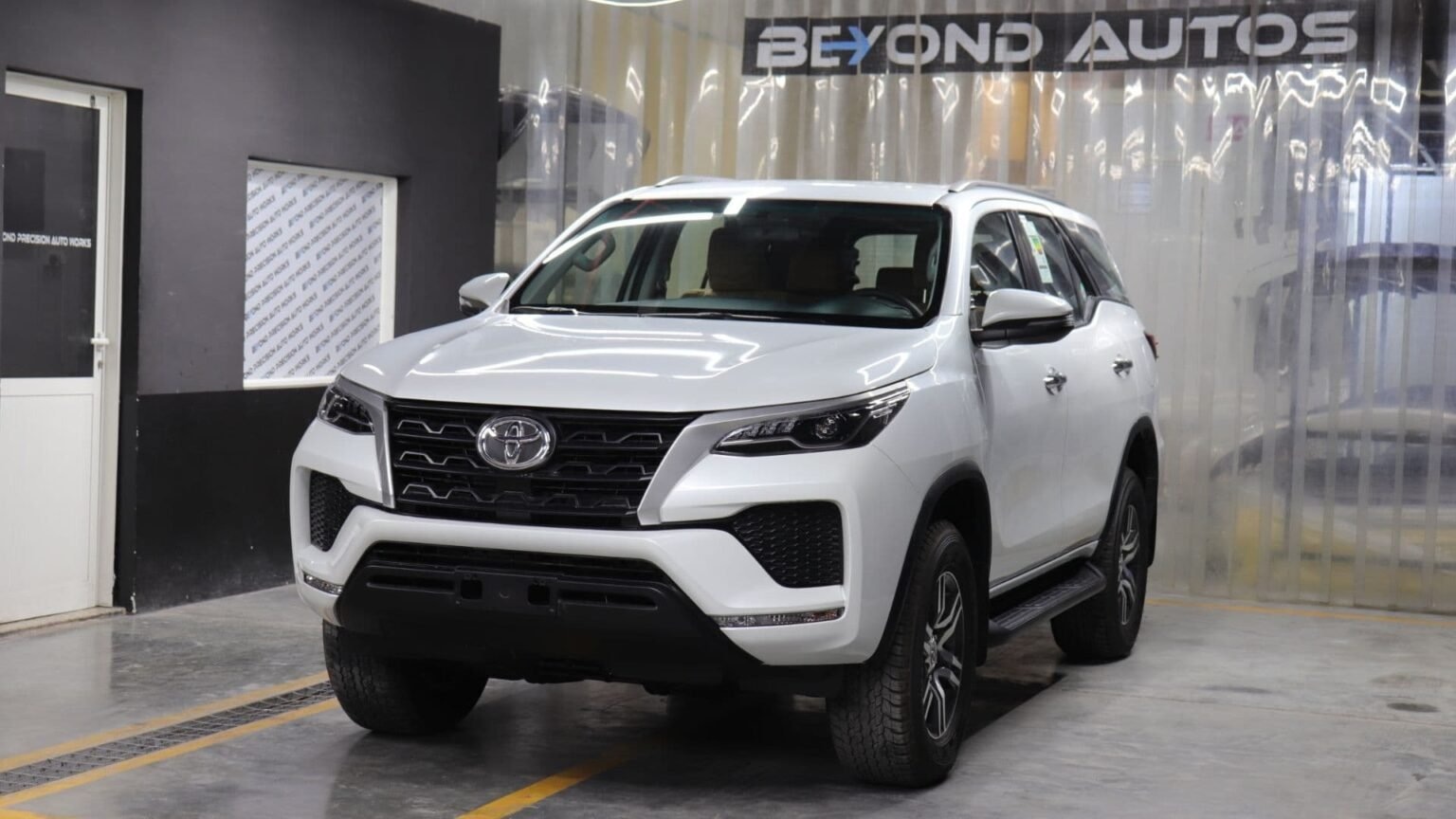 Toyota fortuner Exr