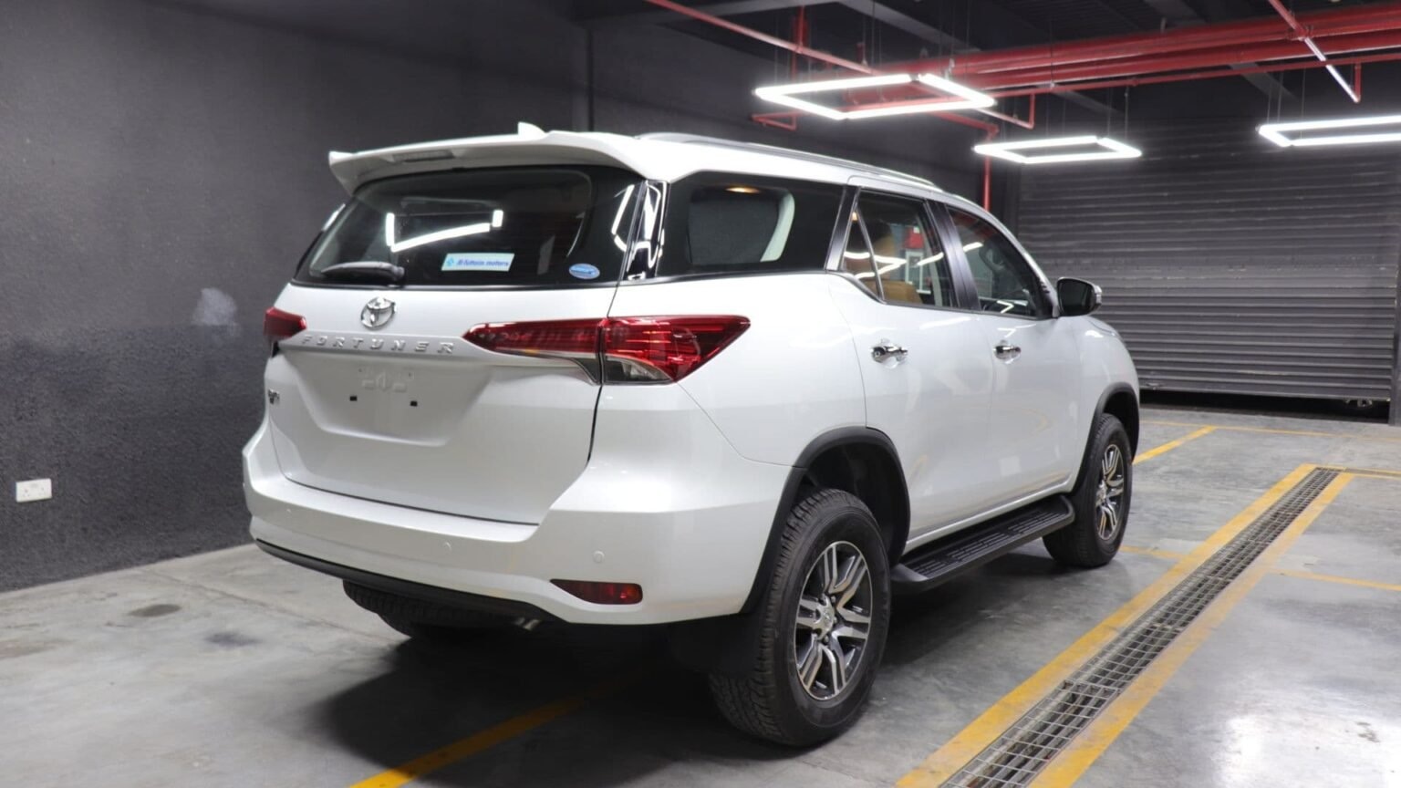 Toyota fortuner Exr