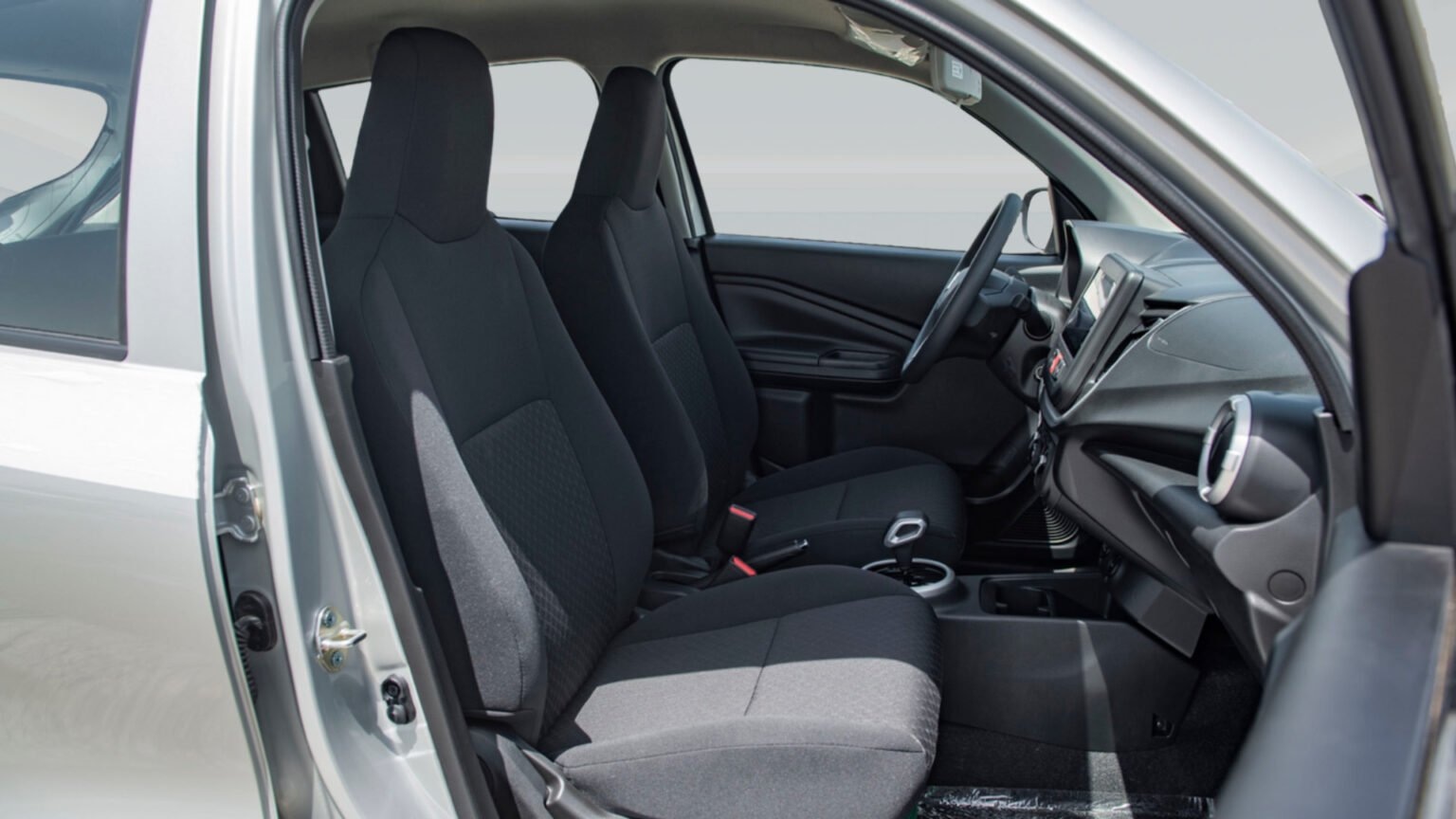 Beyond-Autos-SUZUKI-CELERIO-GL-1.0L-PET-AT-1-1536x864