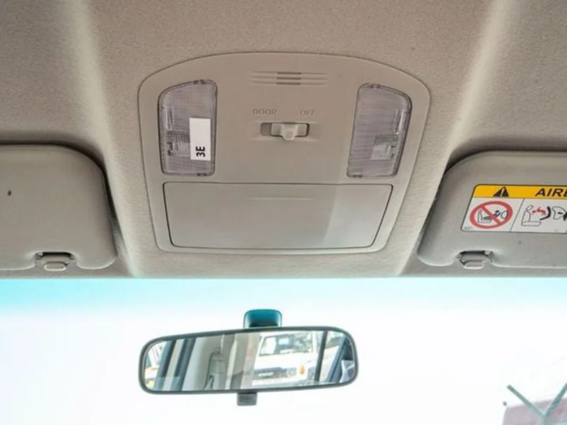 2026 Toyota Hilux DLX Basic DC 2.4L L4 Diesel AT - Beyond Autos - www.beyondautos.com