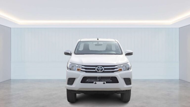 2024 TOYOTA HILUX SINGLE CAB PICKUP GLX 2.7L GAS MANUAL