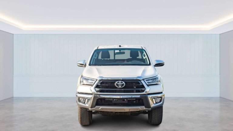2024 TOYOTA HILUX DOUBLE CAB PICKUP GLXS-V 2.7L GAS AUTOMATIC