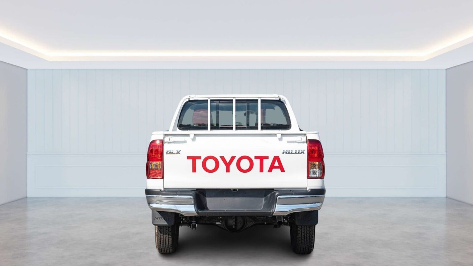 2024 TOYOTA HILUX PICKUP DLX DOUBLE CAB BASIC 2.4L DIESEL 4WD MANUAL