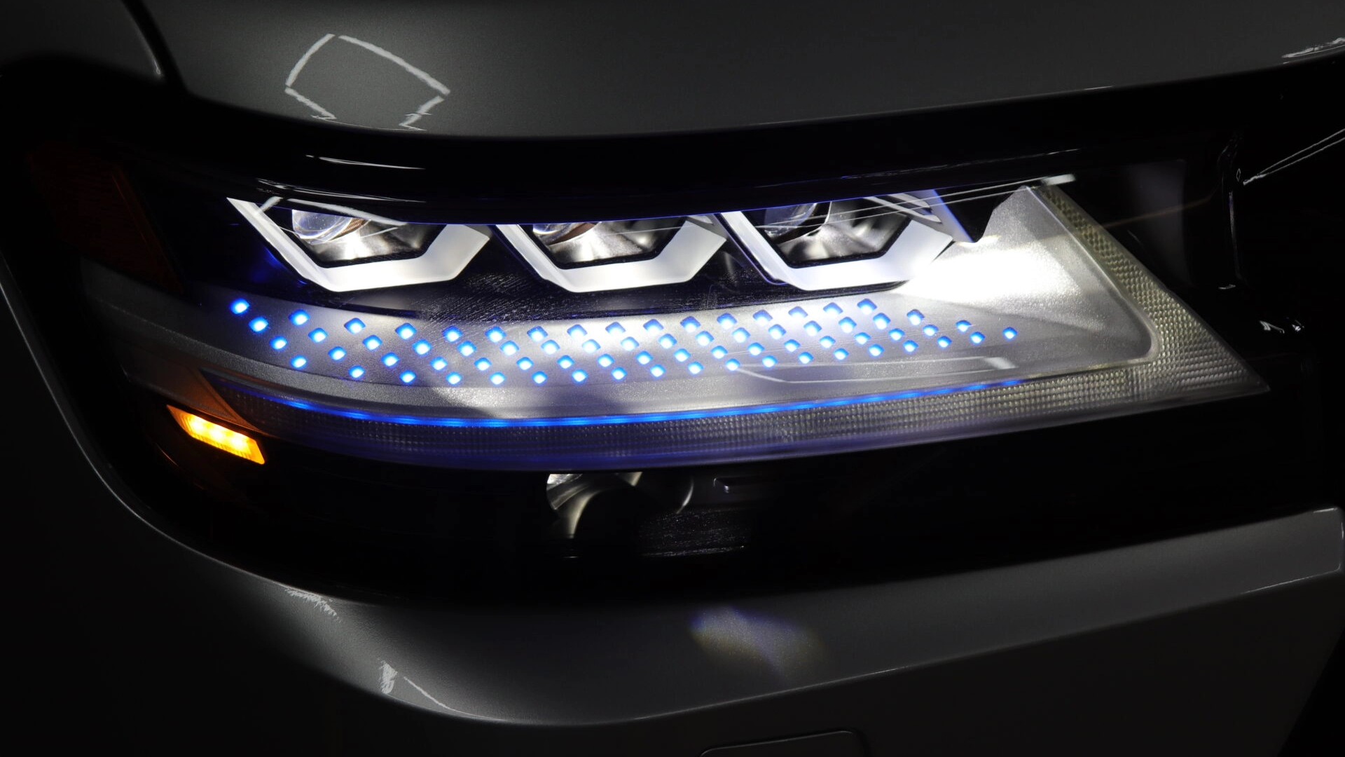 Toyota-Land-Cruiser-LC-Lexus-Upgrade-Body-Kit-V1-Beyond-Auto-Accessories Headlights