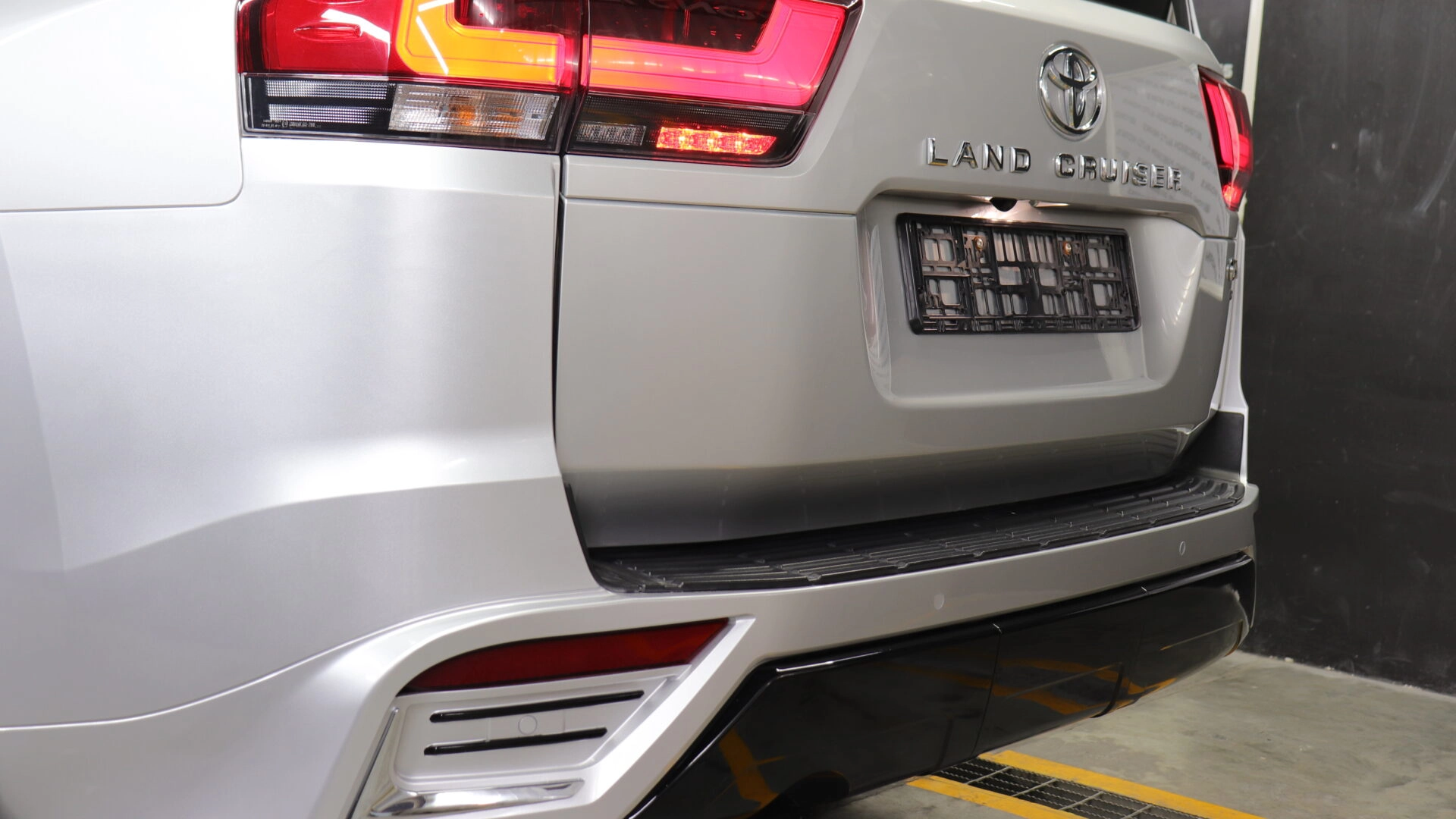 Toyota-Land-Cruiser-LC-Lexus-Upgrade-Body-Kit-V1-Beyond-Auto-Accessories Rear Bumper