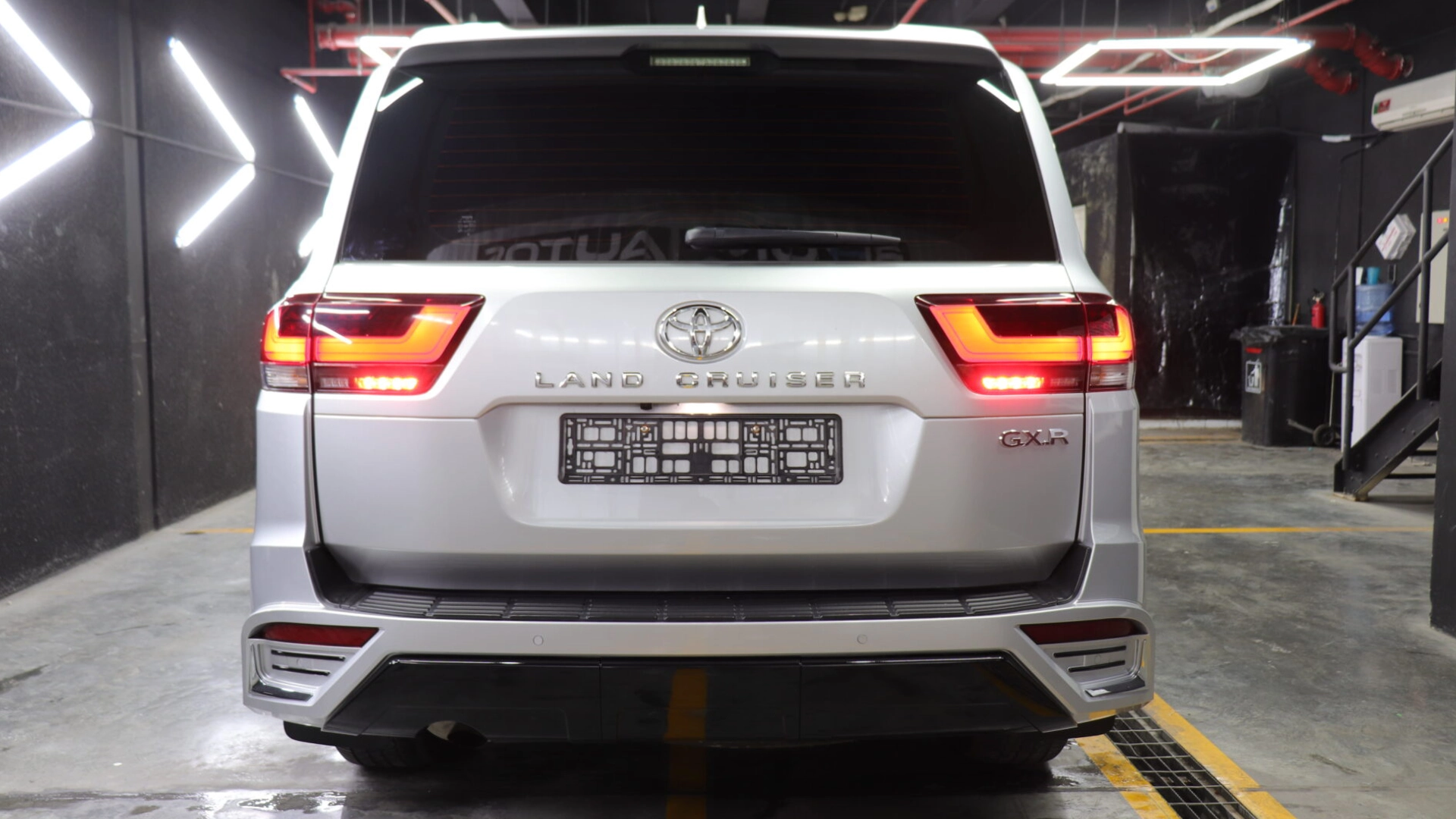 Toyota-Land-Cruiser-LC-Lexus-Upgrade-Body-Kit-V1-Beyond-Auto-Accessories Rear