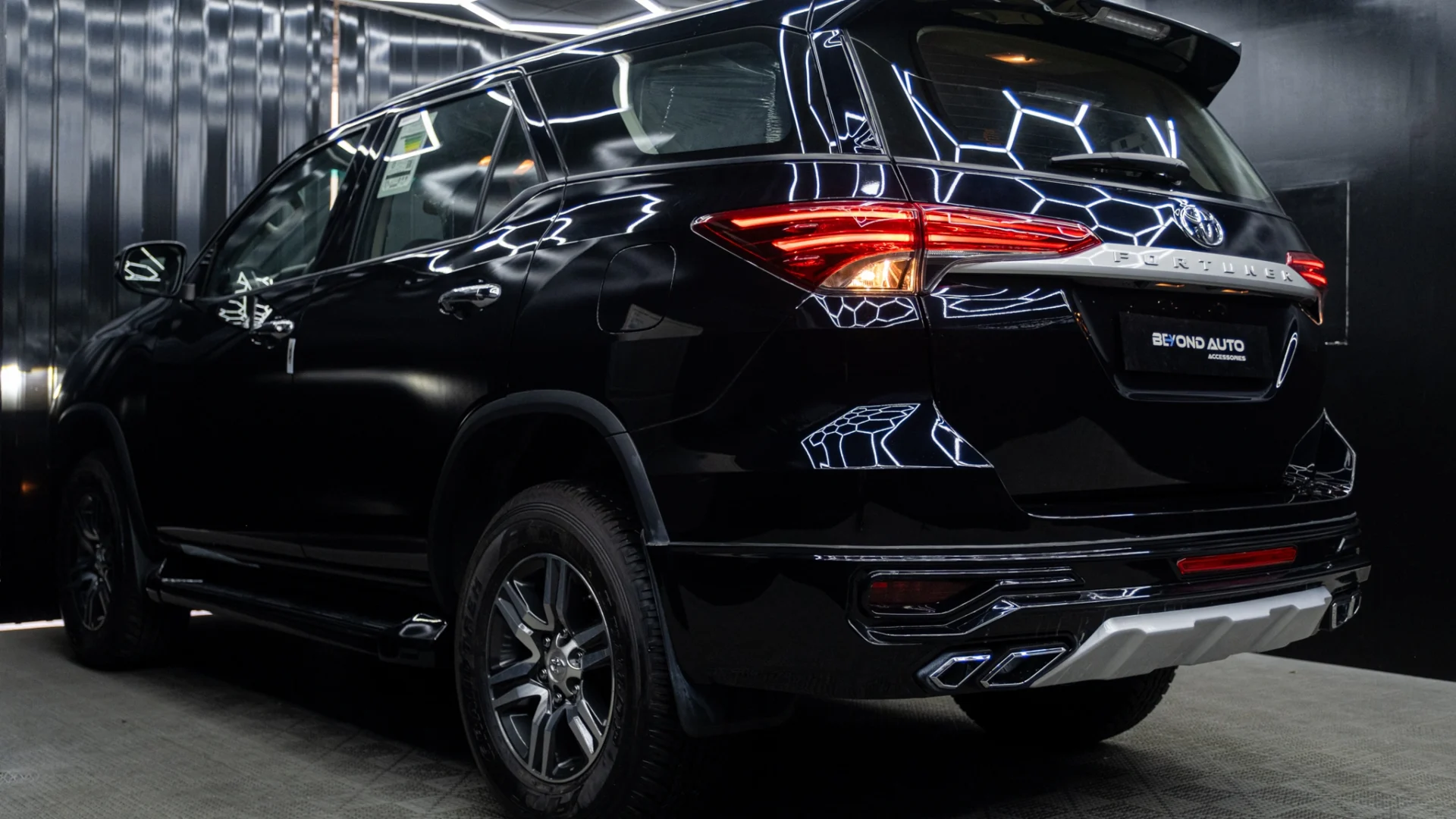 Toyota-Fortuner-Body-Kit-V2-Beyond-Auto-Accessories Blue Rear