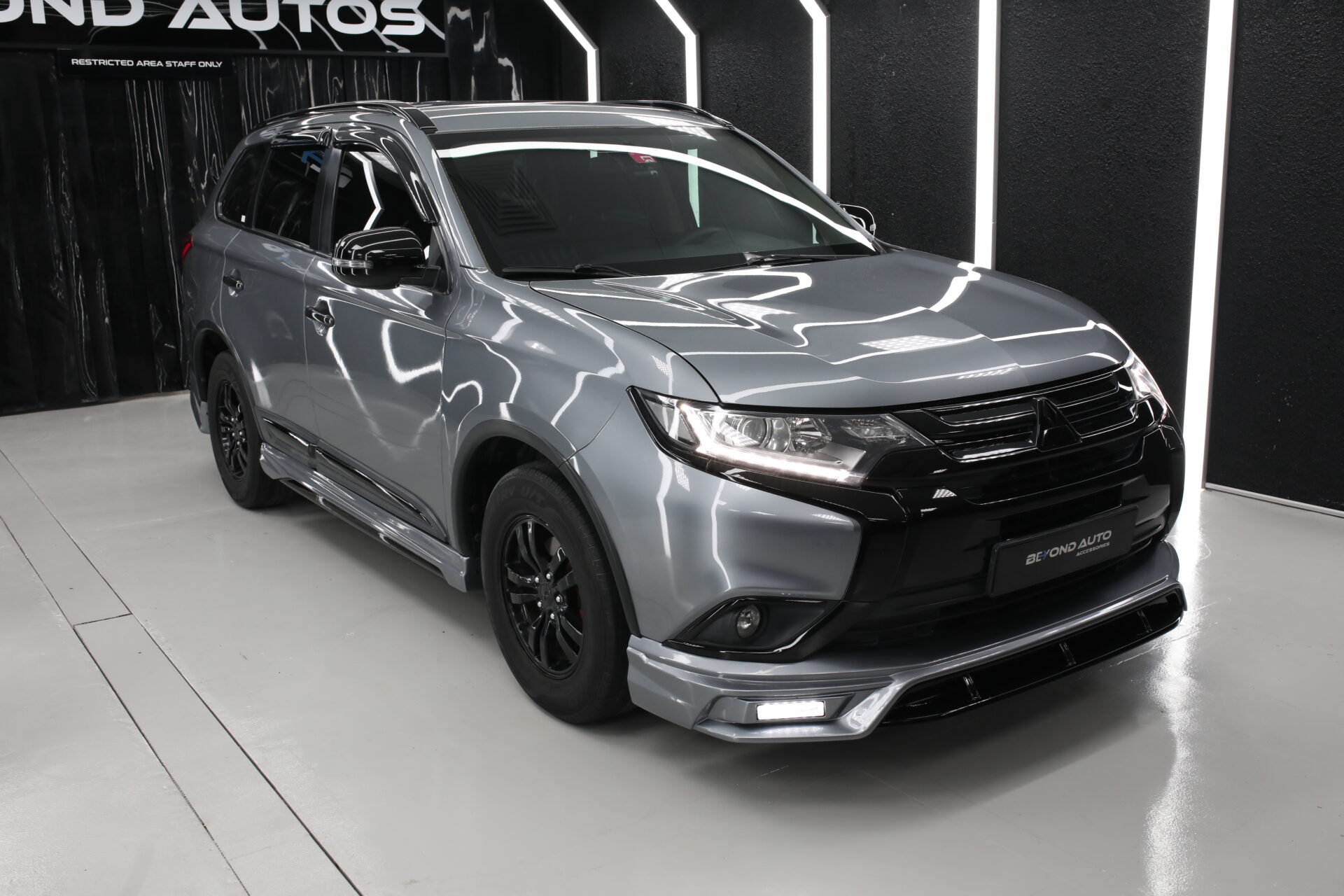 Mitsubishi Outlander Body Kit V1 2016 2022 2999