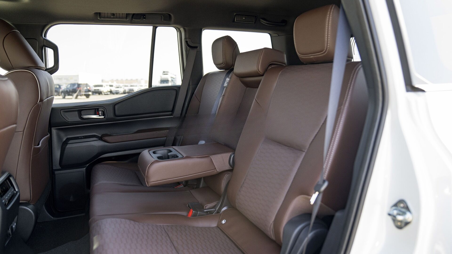 2024-Toyota-Prado-250-2.8Diesel_30-1