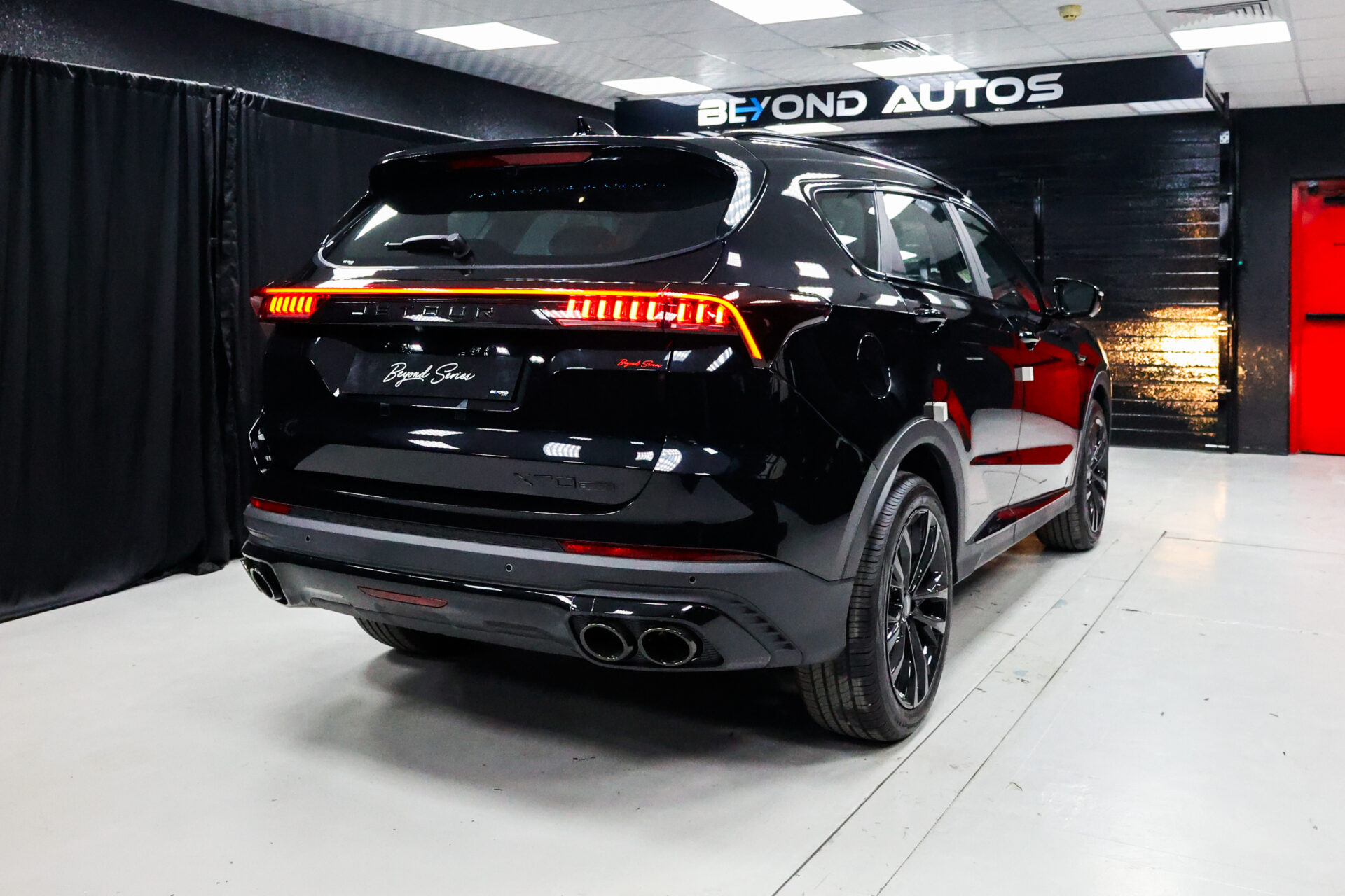 Beyond Auto Accessories _ 2024 Jetour X70 Plus _ Black _ Black Edition _ Starlight Roof (13)