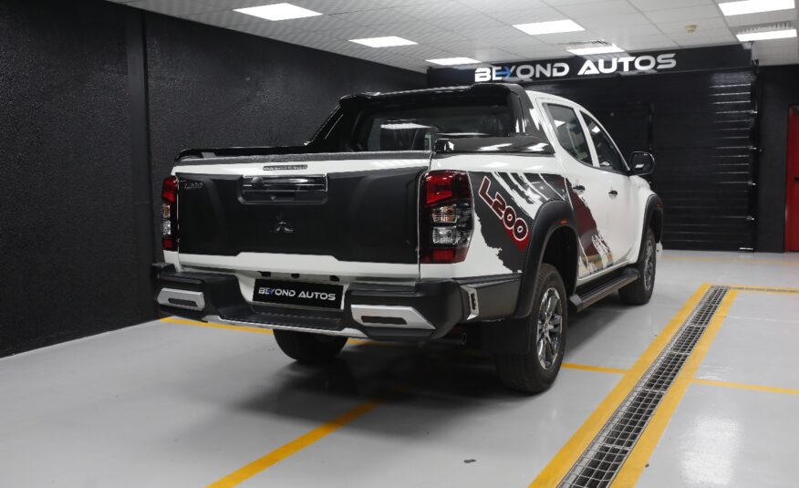 Beyond Auto Accessories _ Mitsubishi L200 V1 Adventure _ White (1)