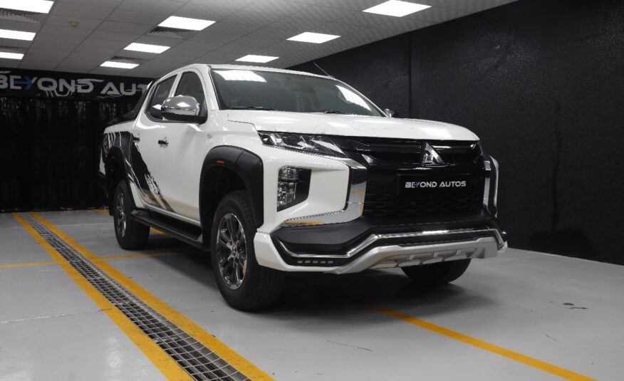 Beyond Auto Accessories _ Mitsubishi L200 V1 Adventure _ White (11)