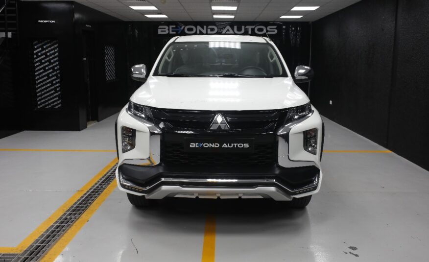 Beyond Auto Accessories _ Mitsubishi L200 V1 Adventure _ White (7)