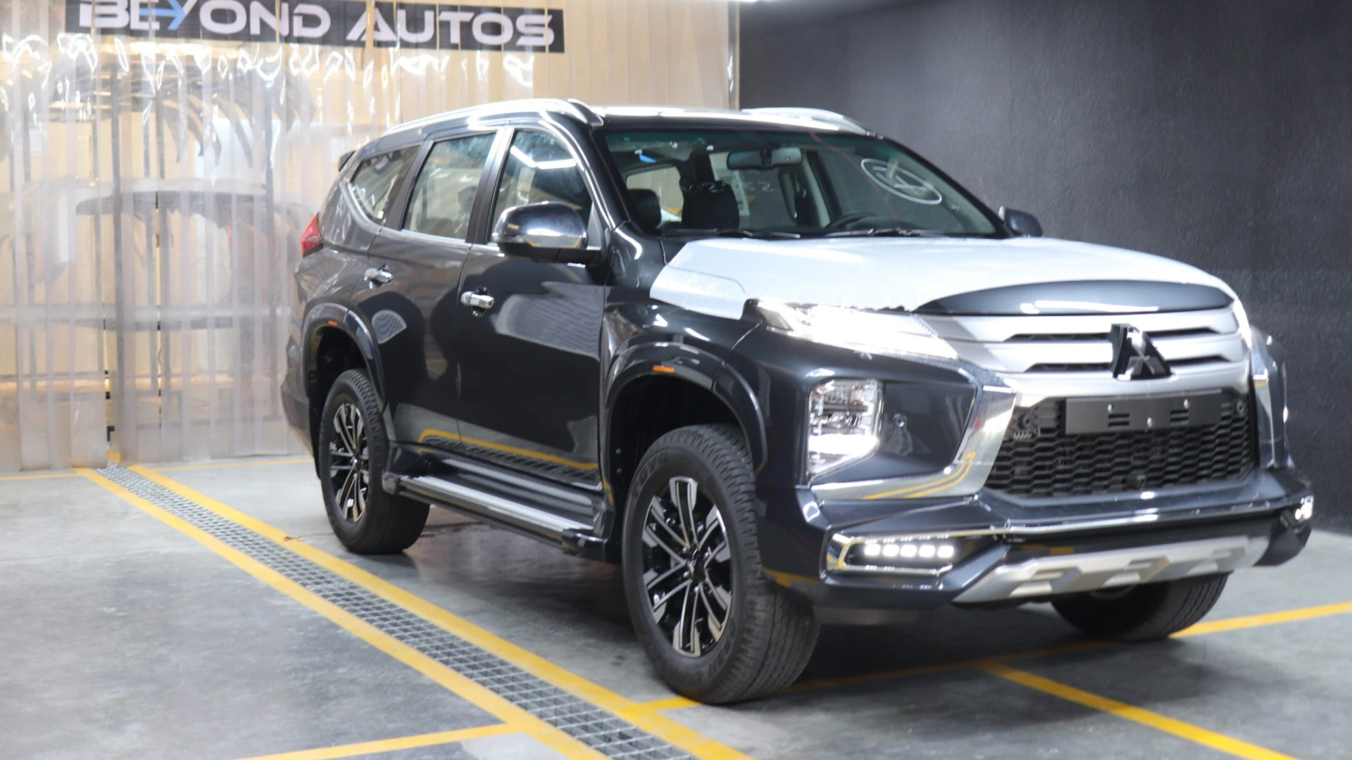 Mitsubishi-Montero-Sport-Body-Kit-V2-Beyond-Auto-Accessories Grey Front
