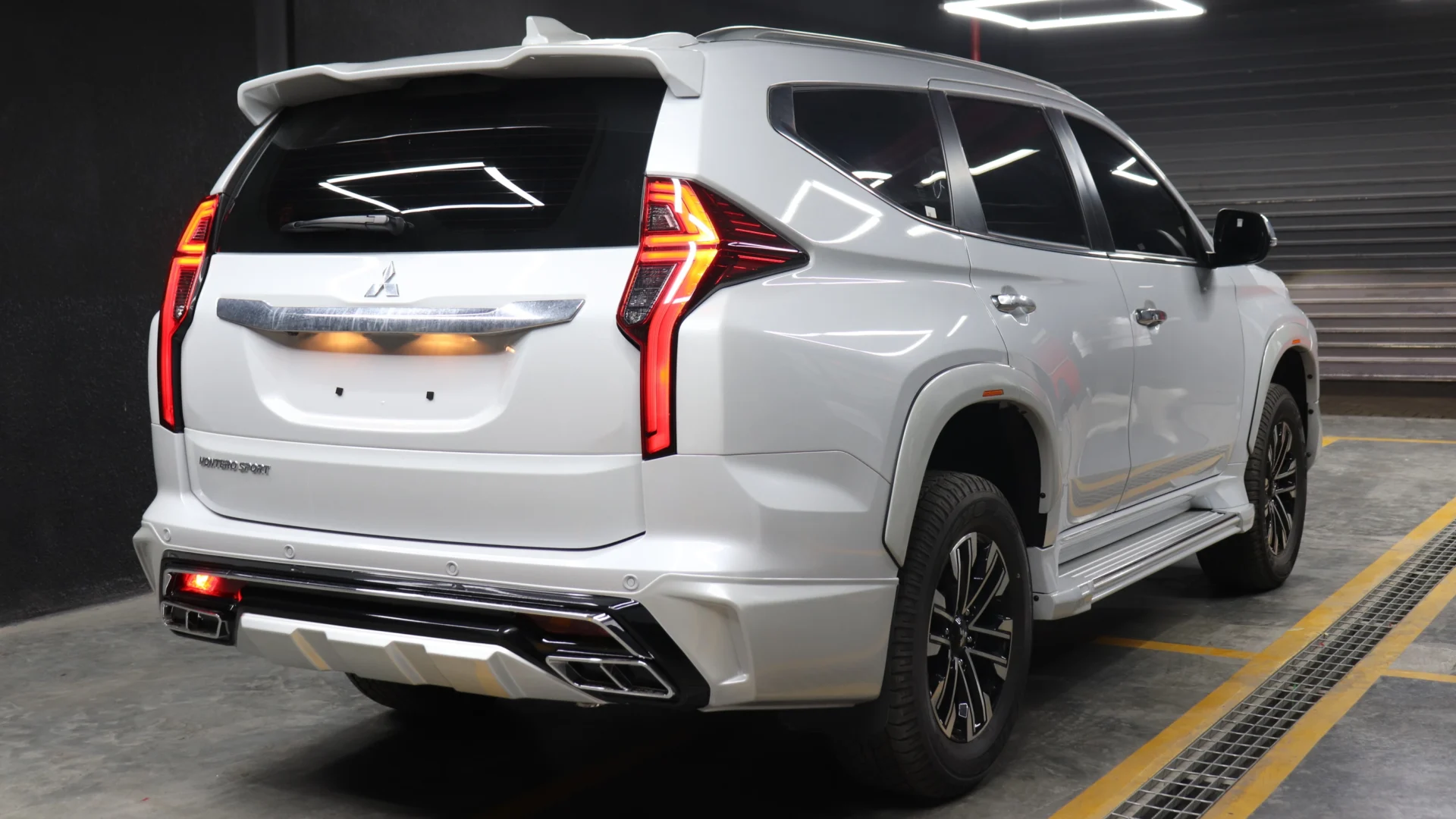 Mitsubishi-Montero-Sport-Body-Kit-V2-Beyond-Auto-Accessories White Rear