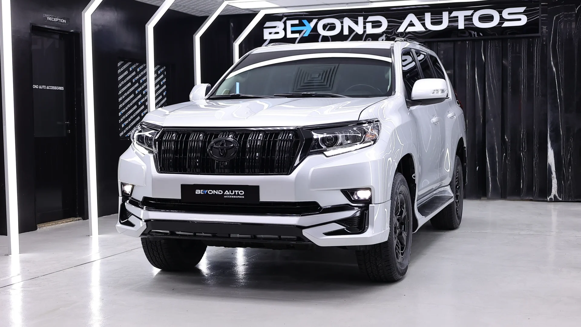 Toyota-Prado-Facelist-VXR-Beyond-Auto-Accessories Silver Front