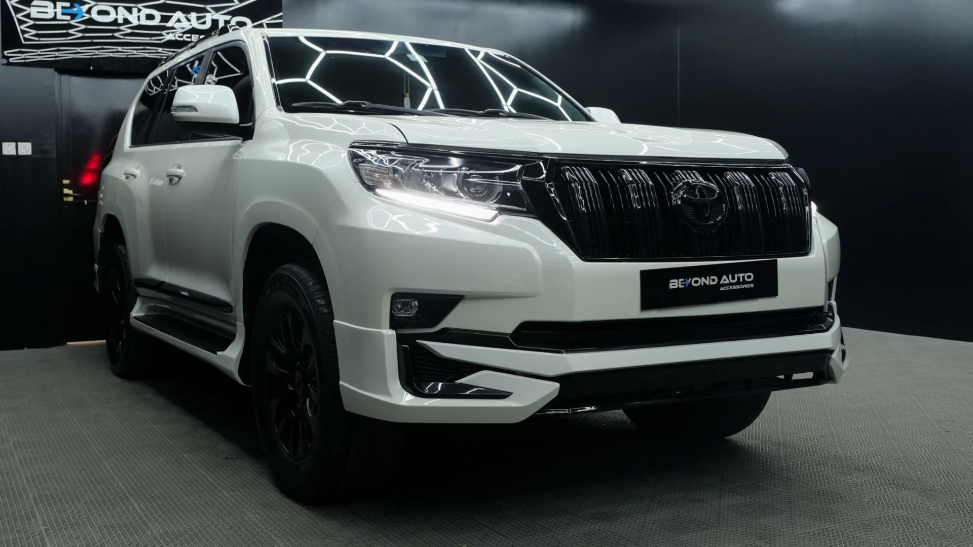 Toyota-Prado-Facelist-VXR-Beyond-Auto-Accessories White Front