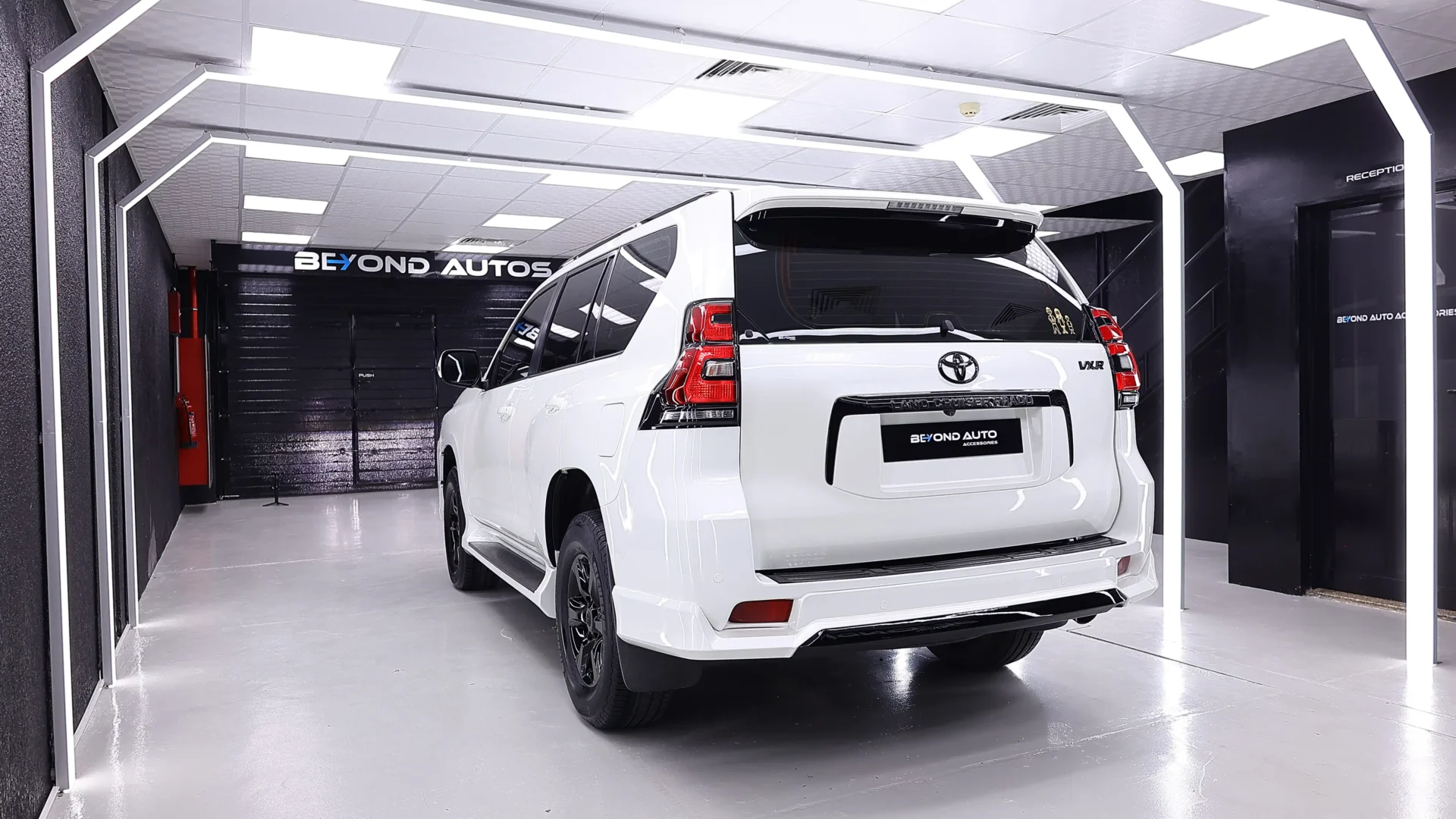 Toyota-Prado-Facelist-VXR-Beyond-Auto-Accessories White Rear