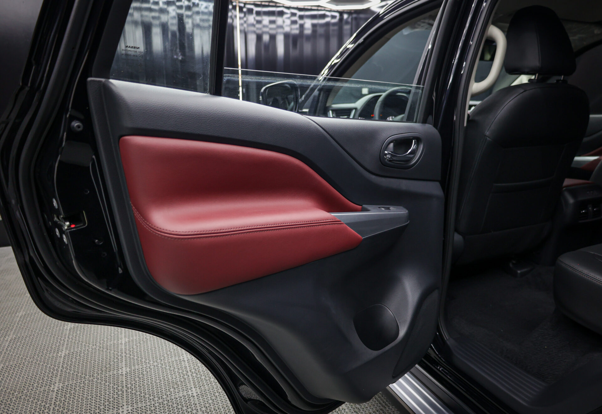 2024 NISSAN XTERRA 2.5L PETROL A/T – SILVER Limited Edition