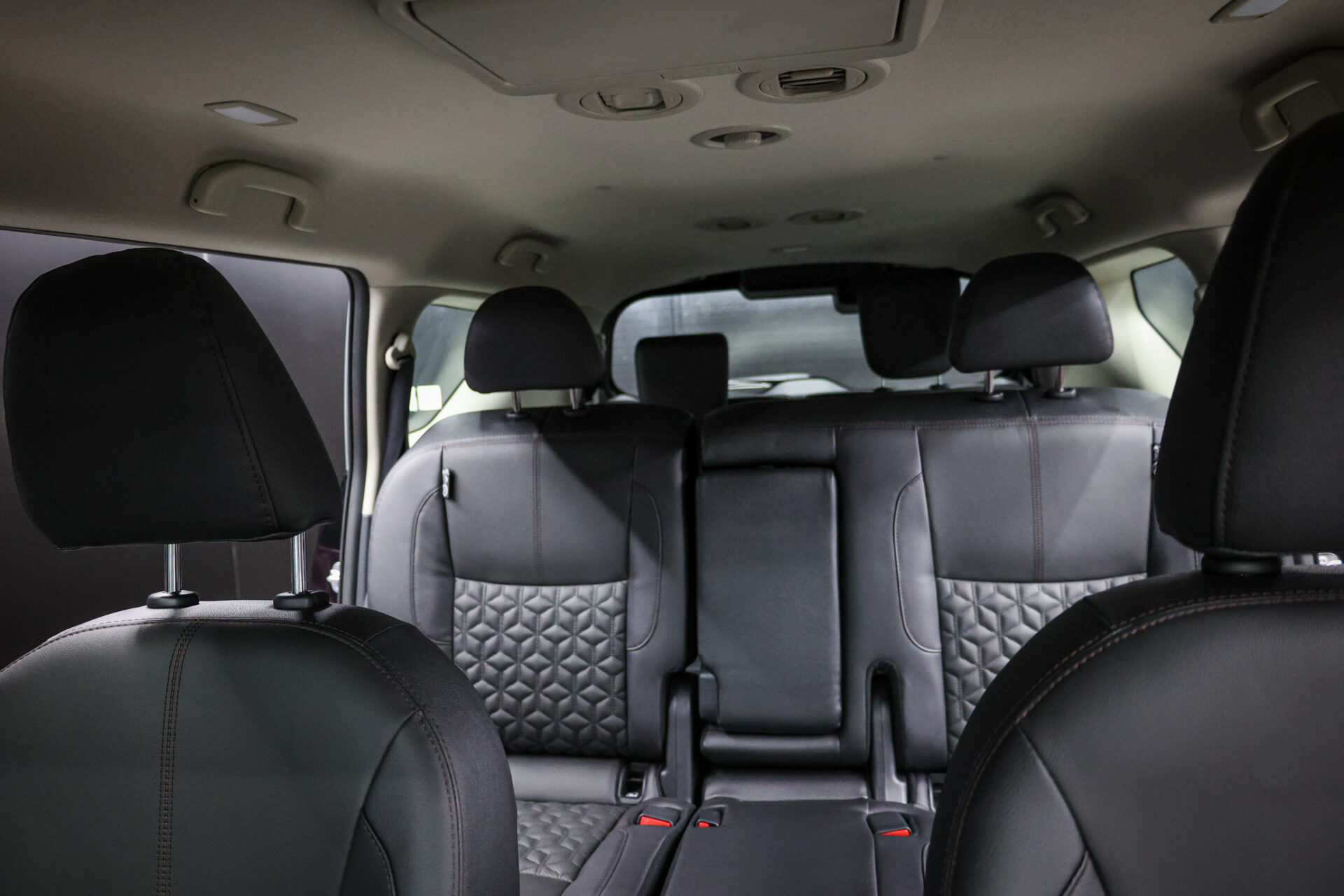 2024 NISSAN XTERRA 2.5L PETROL A/T – SILVER Limited Edition