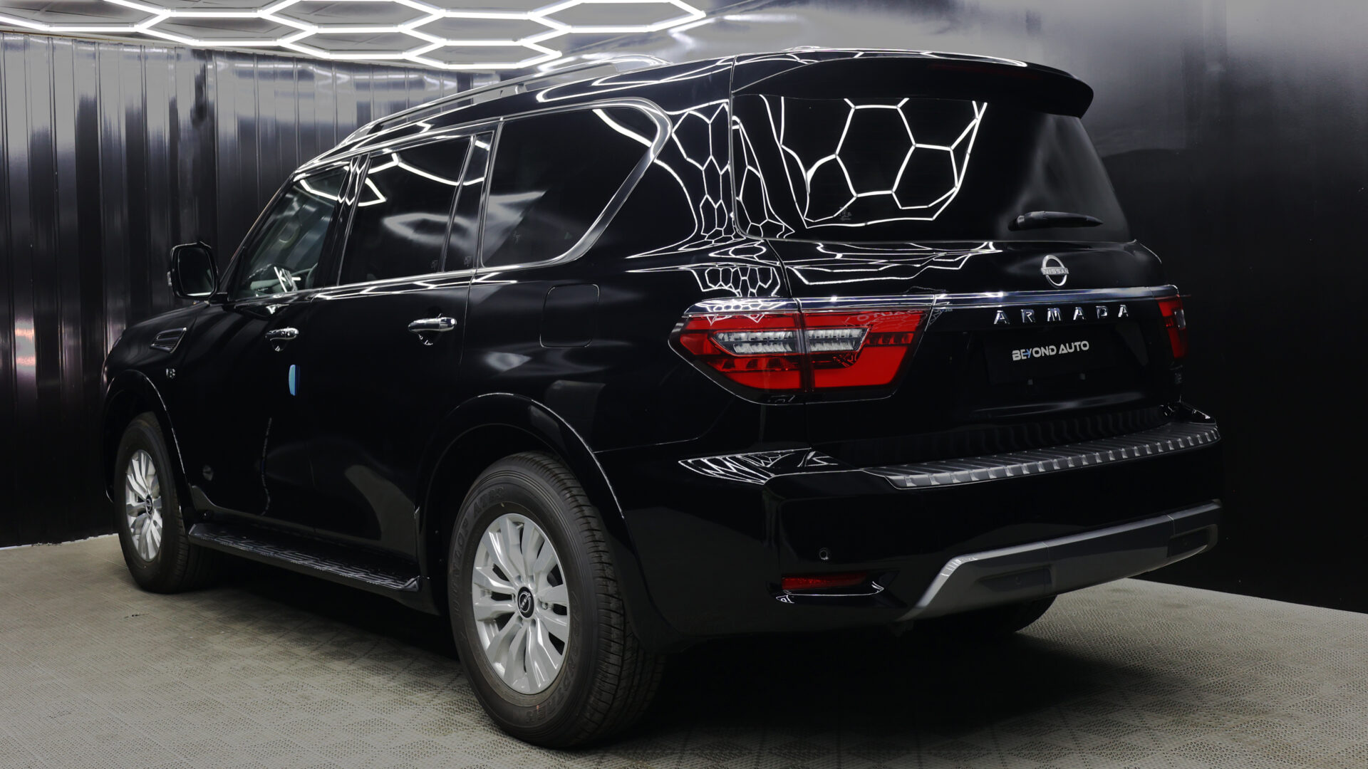 2022 Nissan Armada 5.6L Petrol