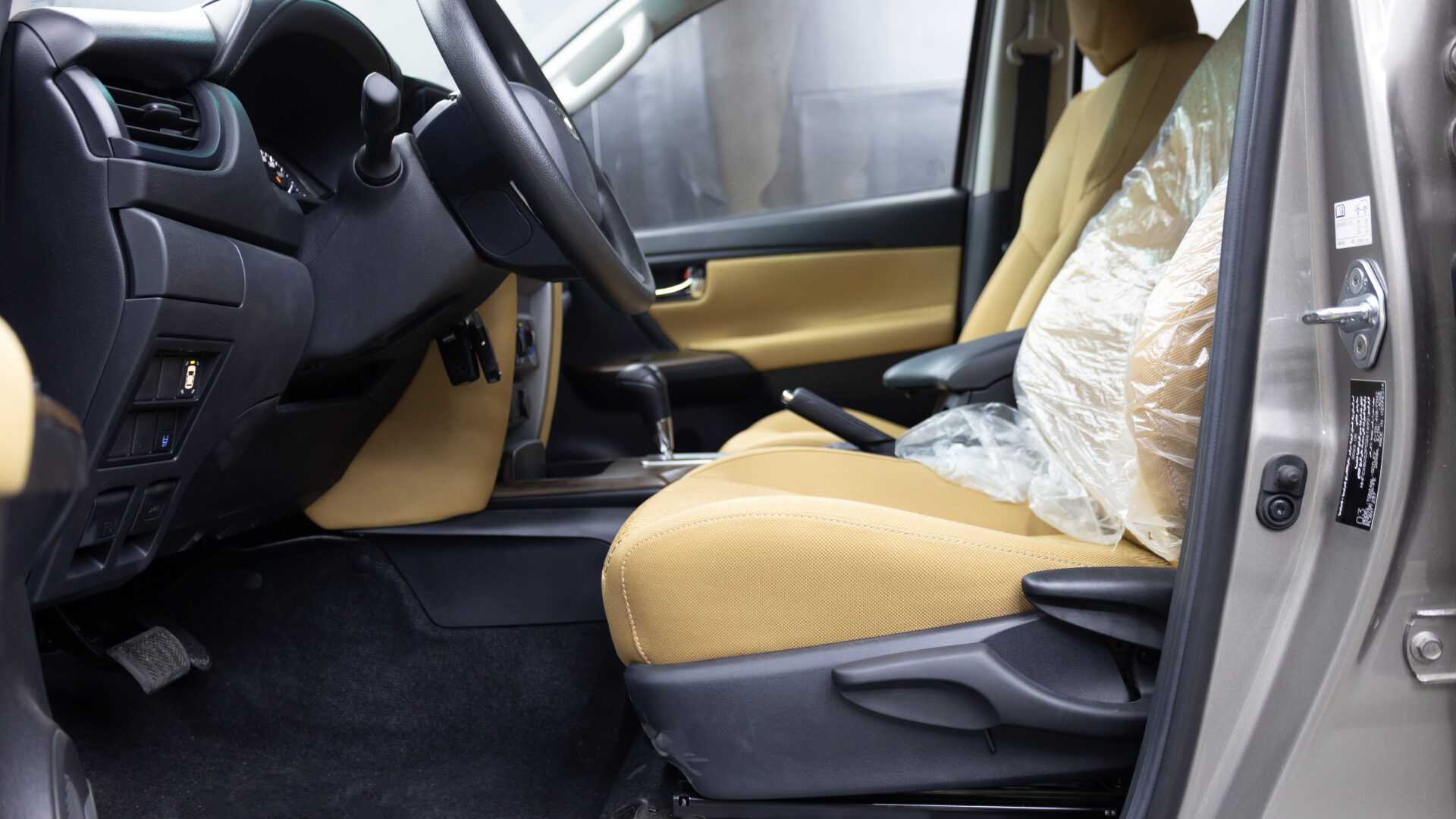 2024 Toyota Fortuner EXR 2.7L Petrol